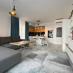 Luxurious And Panoramic At The In La Complex * Golden Sands