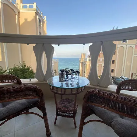 Апартамент Luxurious And Panoramic At The In La Complex