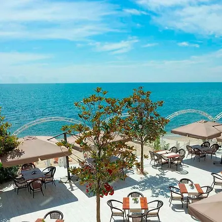 Luxurious And Panoramic At The In La Complex Apartment Golden Sands