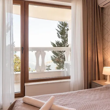 Luxurious And Panoramic At The In La Complex Daire *