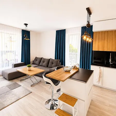 Luxurious And Panoramic At The In La Complex Διαμέρισμα *