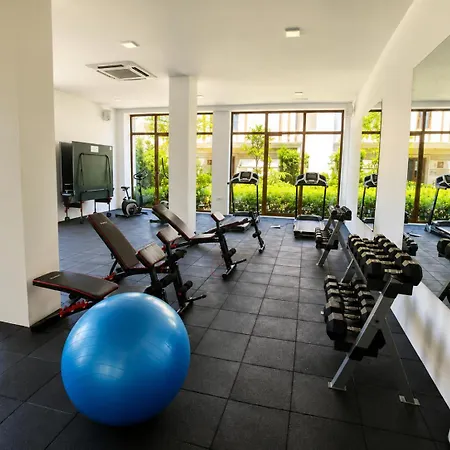 Luxurious And Panoramic At The In La Complex Apartment